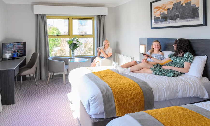 Image 11: County Wexford: Stay for 2 with Breakfast & Bottle of Prosecco