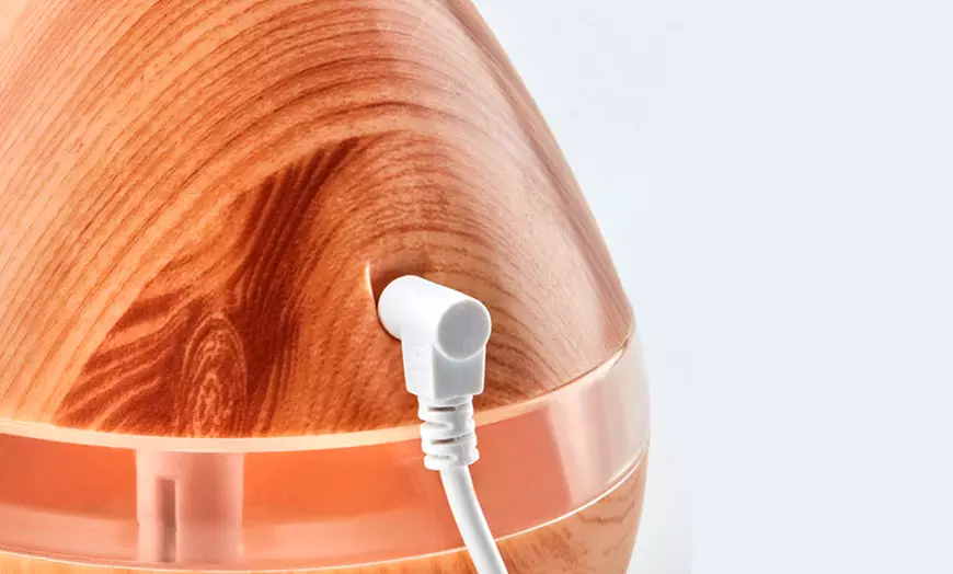 Image 5: Humidificador Led y difusor aromático de madera