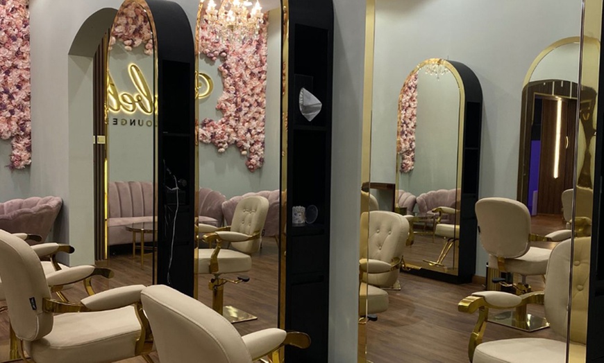 Image 3: Choice of Gel/Classic Manicure and Pedicure at Baravia Beauty Center