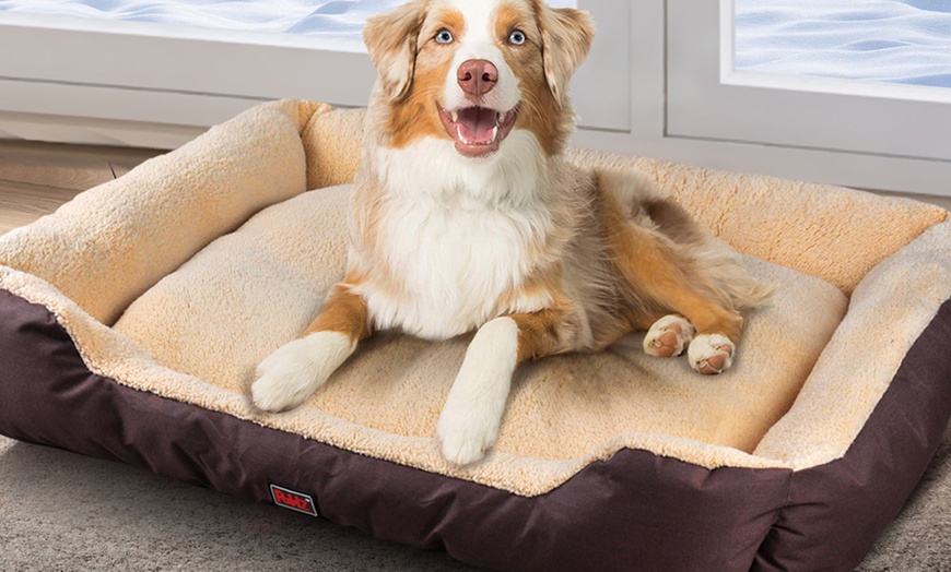 Image 12: Fleece Warm Pet Bed