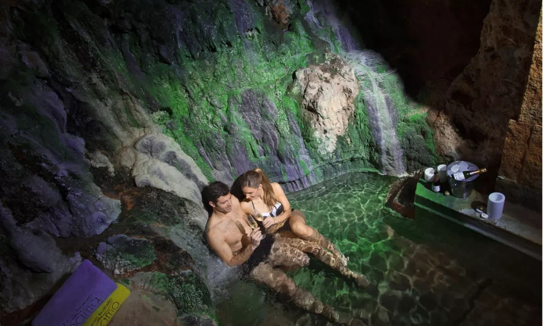 Baño del Moro y la Mora para 2 en Balneario Alhama de Aragón