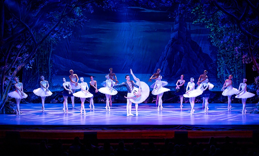 Image 3: "Schwanensee" mit dem Ukrainian Classical Ballet in 23 Städten