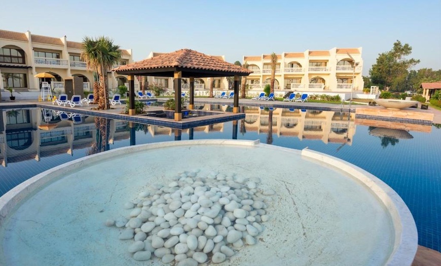 Image 3: Umm Al-Quwain: 1- or 2-Night Staycation 