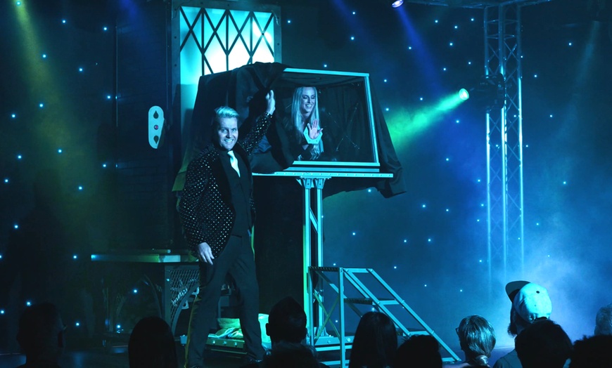 Image 5: Matt Hollywood’s Illusion Show from Best Tickets Australia