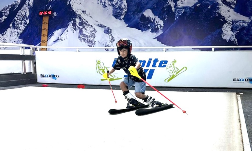 Image 1: Revolutionise Indoor Ski Sloping at Middle East's First Maxxtracks!