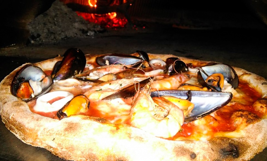 Image 6: Menu con cuoppo, pizza a scelta e birra