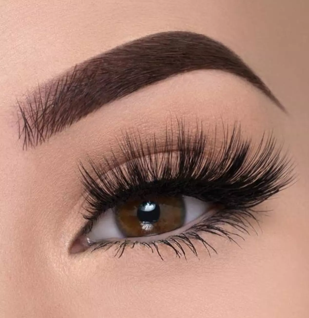Enhance your eyes with eyelash extension options