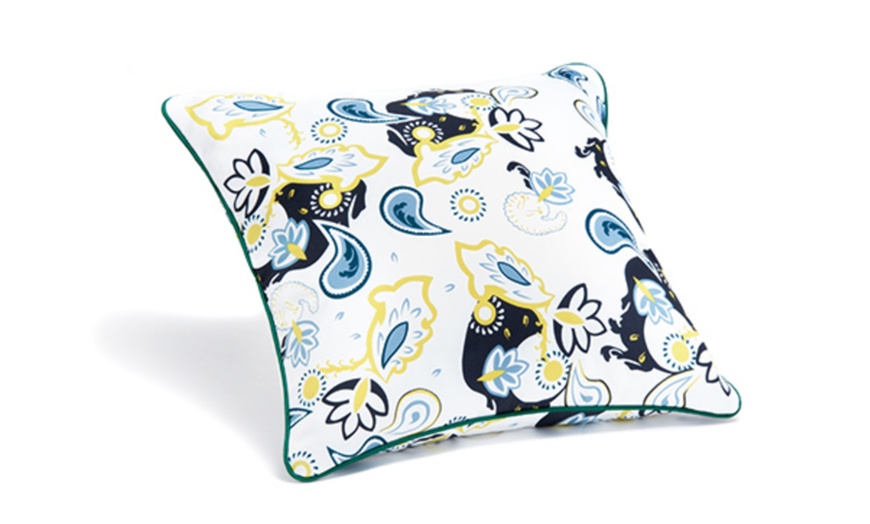 Image 7: Waterproof Garden Scatter Cushion