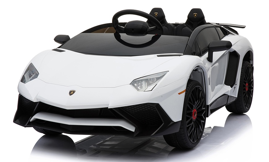 Image 21: McLaren-Style Kids' Ride-On Car