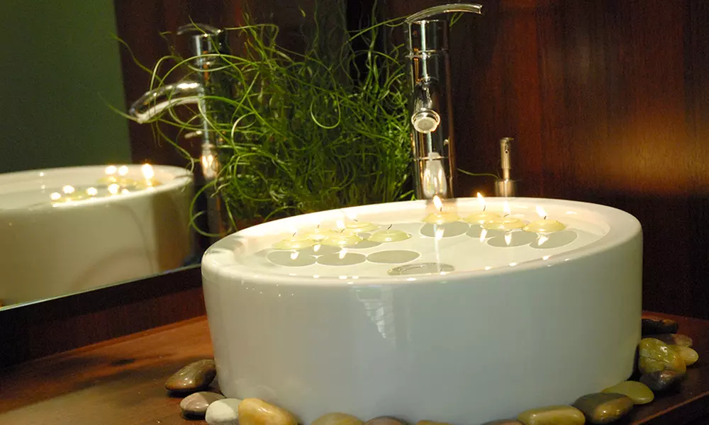 Award-Winning Luxury: 4 or 6-Hour Spa with Lunch, Sparkling lunch, and Massage for 1 or 2