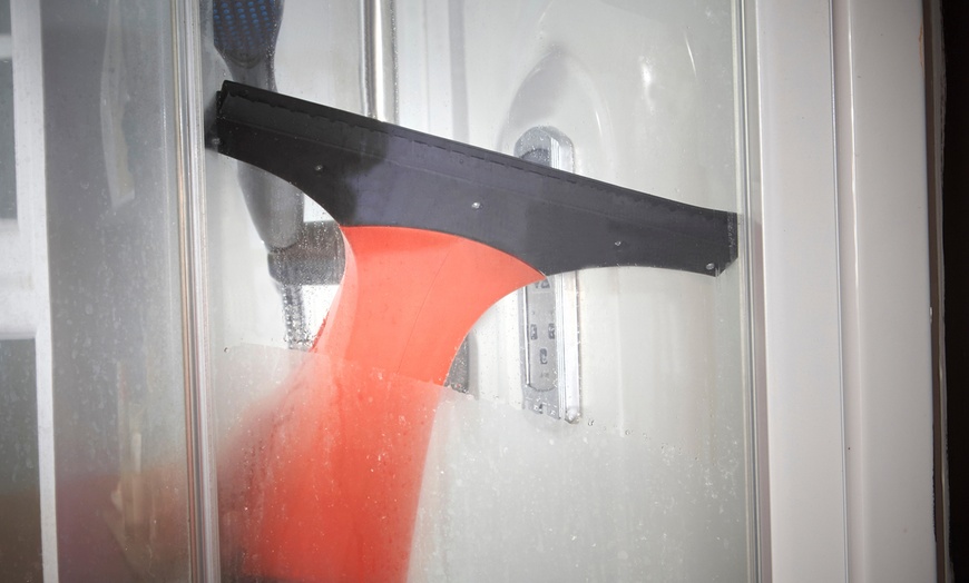 Image 4: Vonhaus Window Cleaning Vacuum Kit