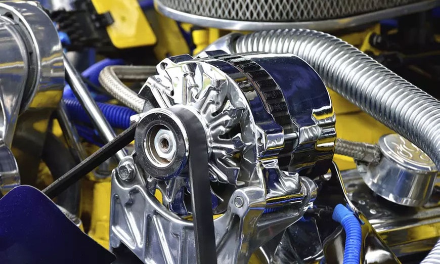 Remplacement d'interrupteur automobile chez Ouest Autos Dardilly