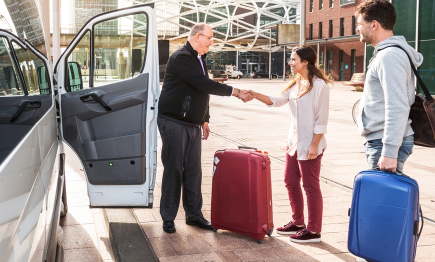 Image 1: Wertgutschein für Taxi/Großraumwagen