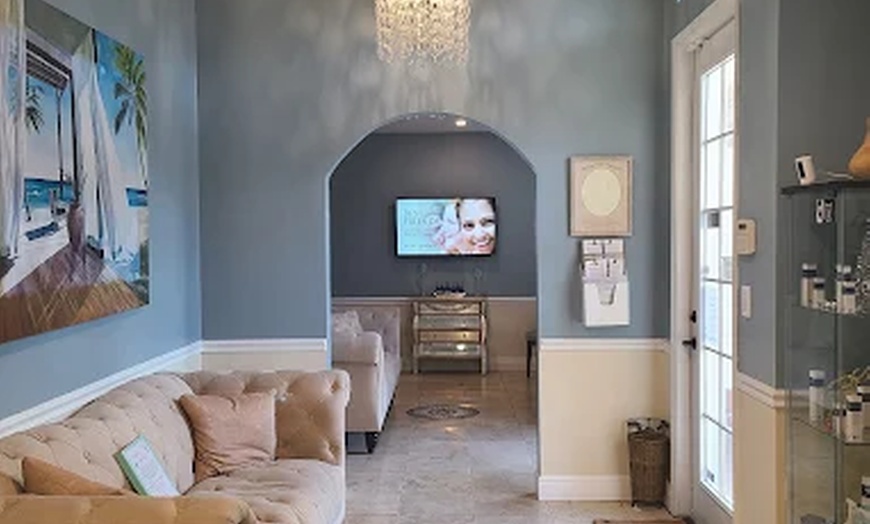 Image 3: Massage Spa Package at Essentials Massage And Facials Of Wesley Chapel