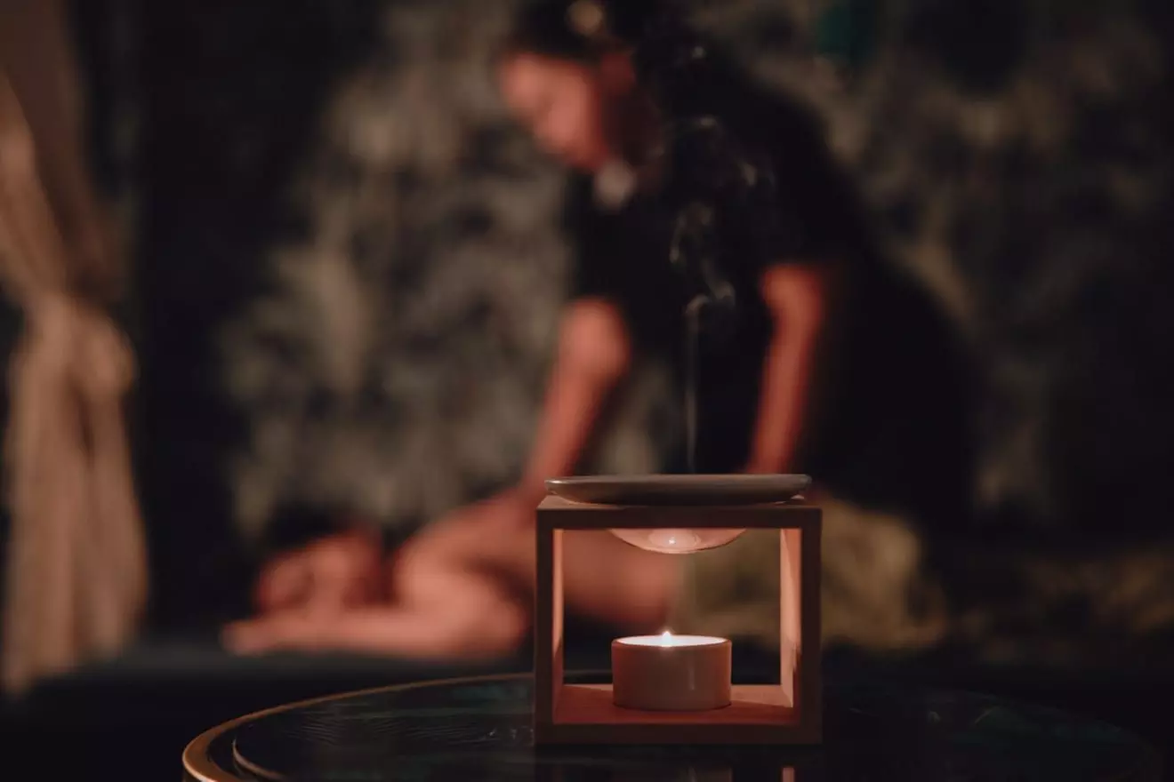 Masaże orientalne wykonywane przez masażystki z Bali