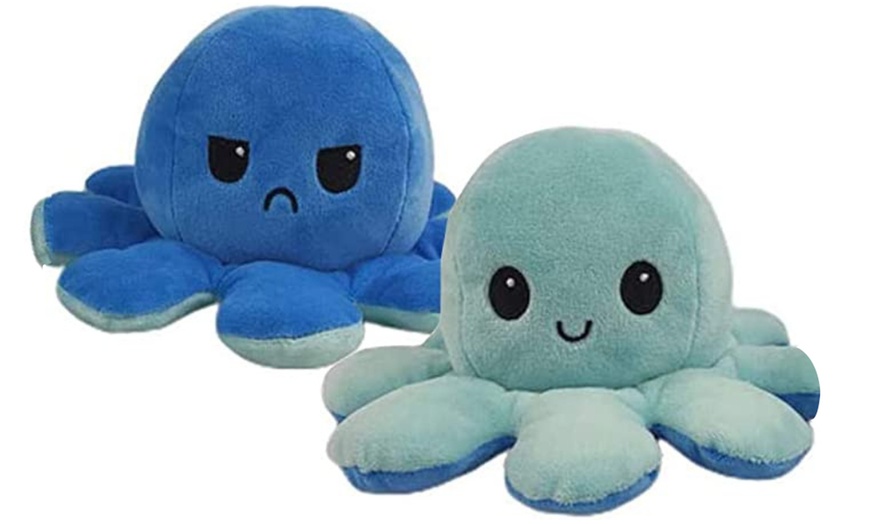 Image 8: Reversible Plush Octopus Toy