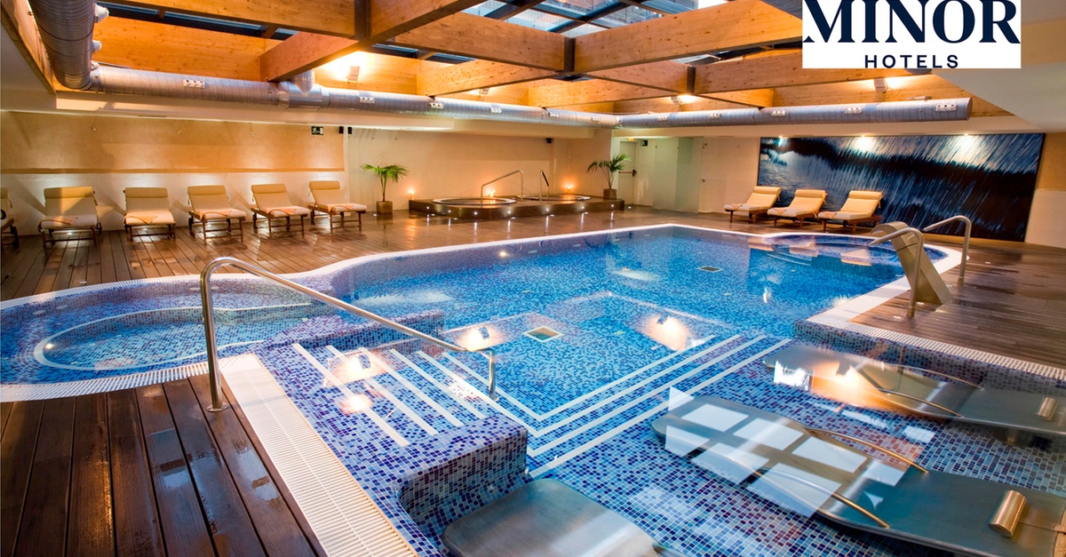 Acceso a spa con masaje de 60 o 90 minutos para una o dos personas en Barcelona