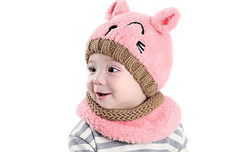 Image 3: Baby Bear Beanie and Scarf Set