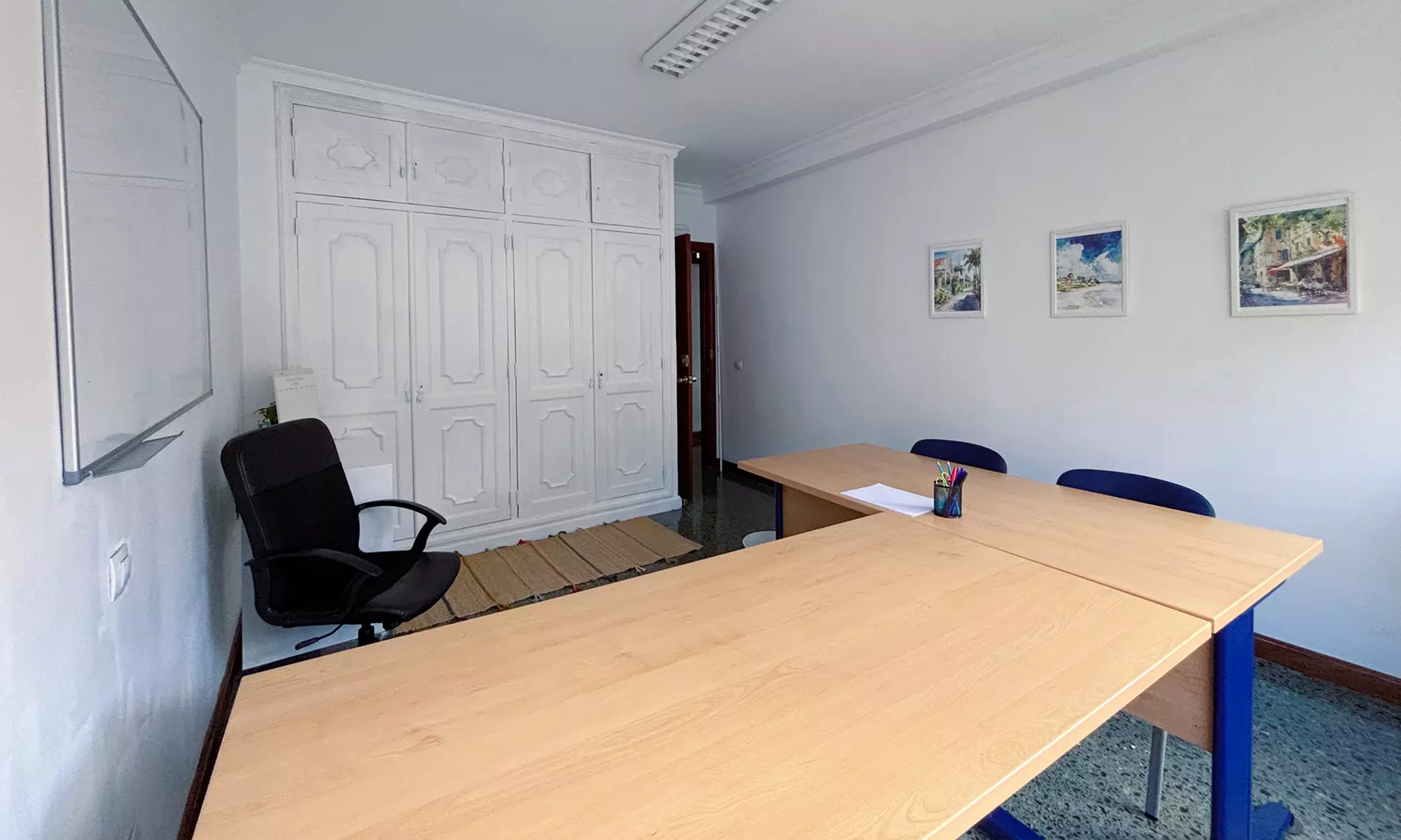 Clase individual de 1 hora en inglés, francés o español con 50% de descuento, materiales gratis y resumen final - Second Medium