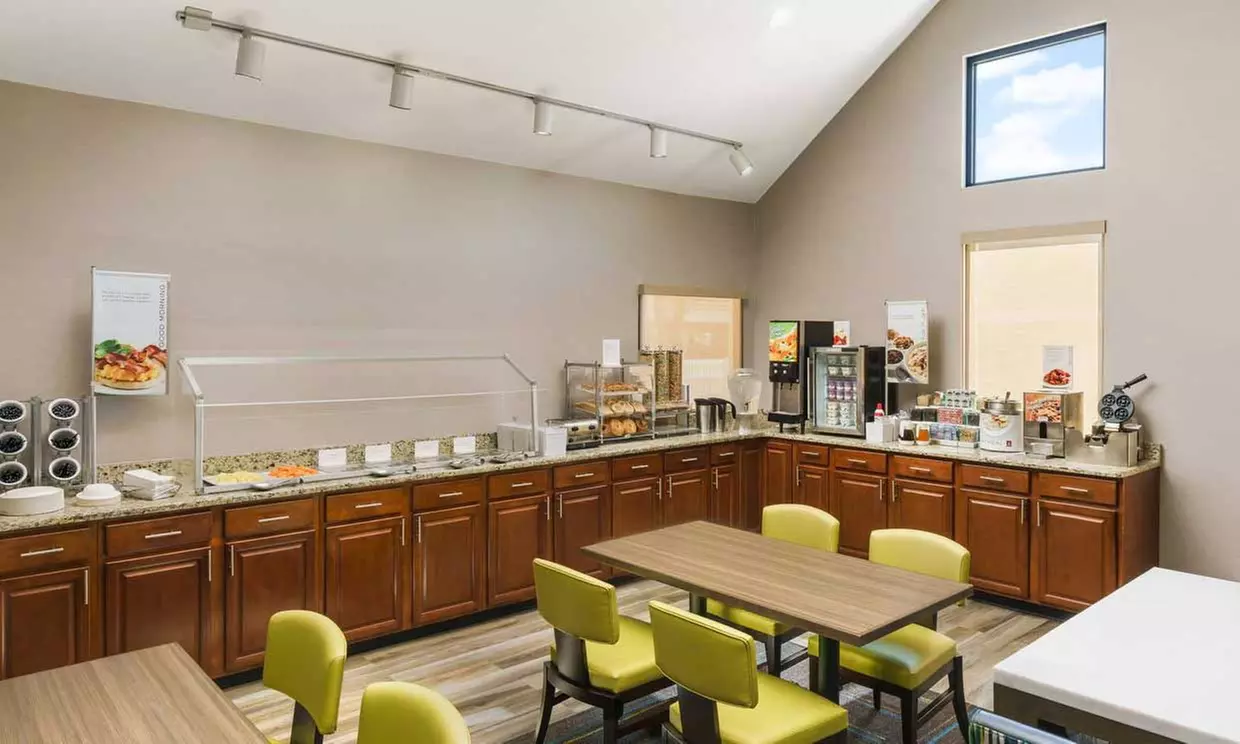 Inviting Extended-Stay Hotel: Spacious Suites with Full Kitchens