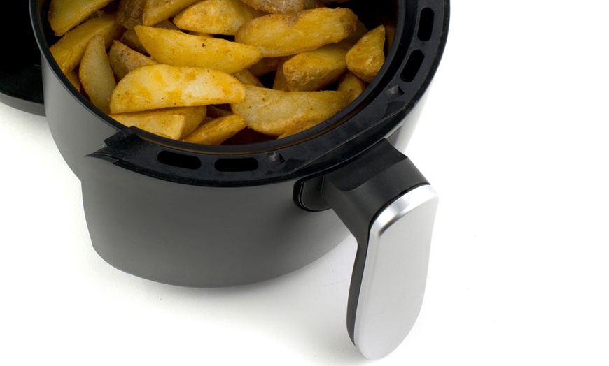 Image 5: Salter Hot Air Fryer with Removable Frying Rack