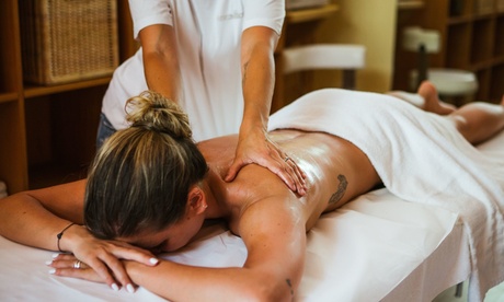 Un o 3 massaggi a scelta al centro Gioia Olistica (sconto fino a 76%)