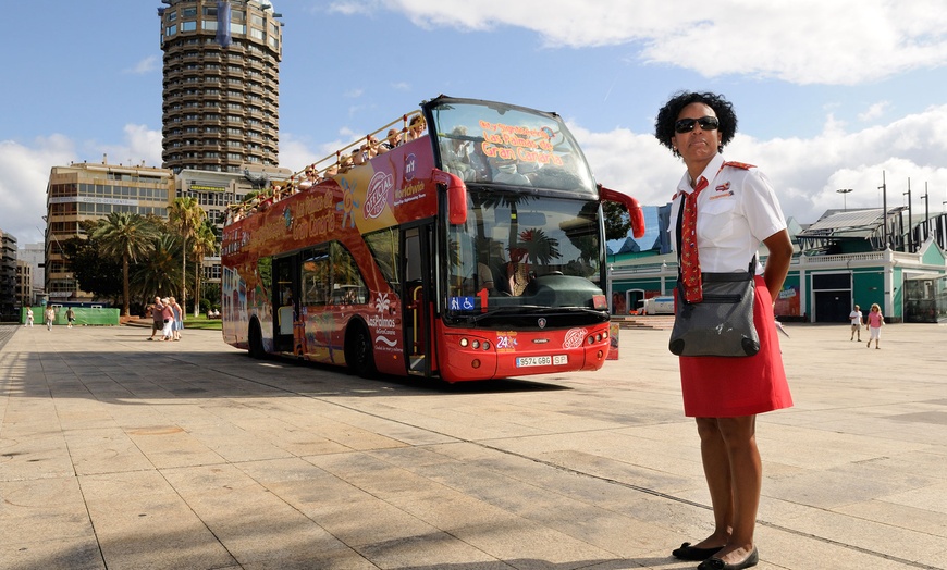 Image 1: ¡Descubre Las Palmas a tu ritmo! ¡Bus turístico de 24 horas!