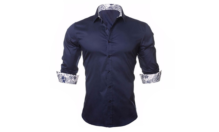 Image 5: Camicia da uomo con fantasia