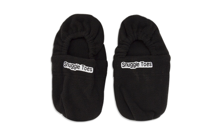 Image 2: Microwave-Heatable Slippers