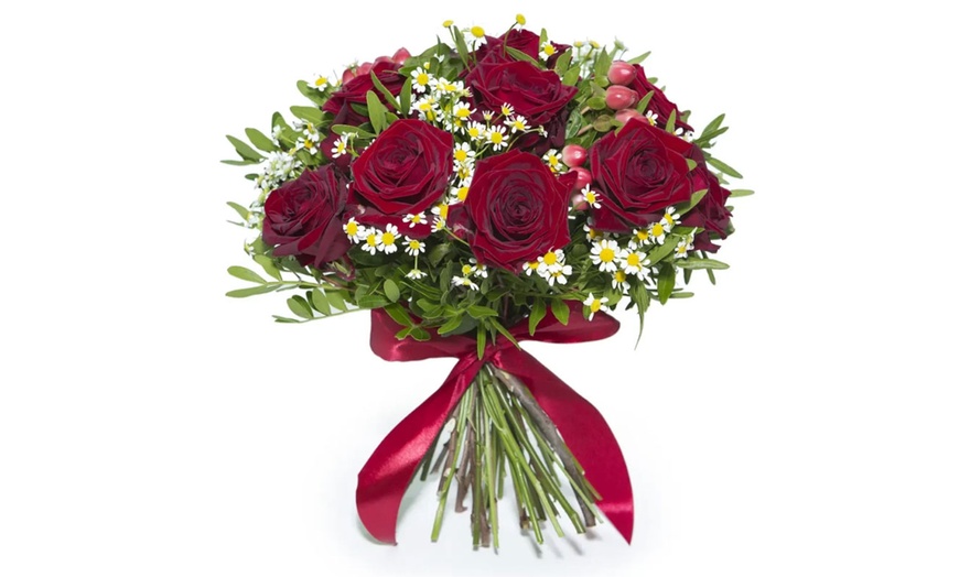 Image 3: 40% Off Towards Beautiful Flower Bouquets with Nationwide Delivery 