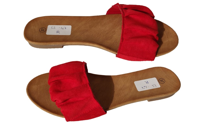 Image 7: Women's Flat Slippers