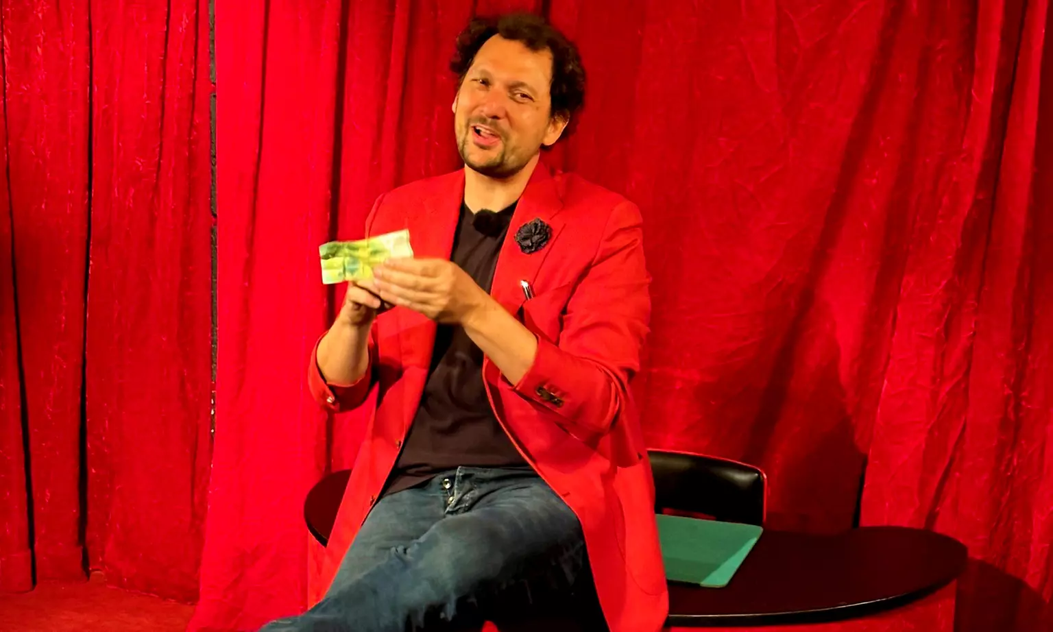 La magie s'invite à votre table au Double fond