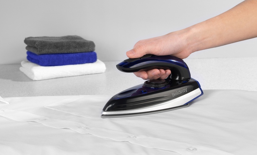 Image 4: Beldray Compact Travel Iron