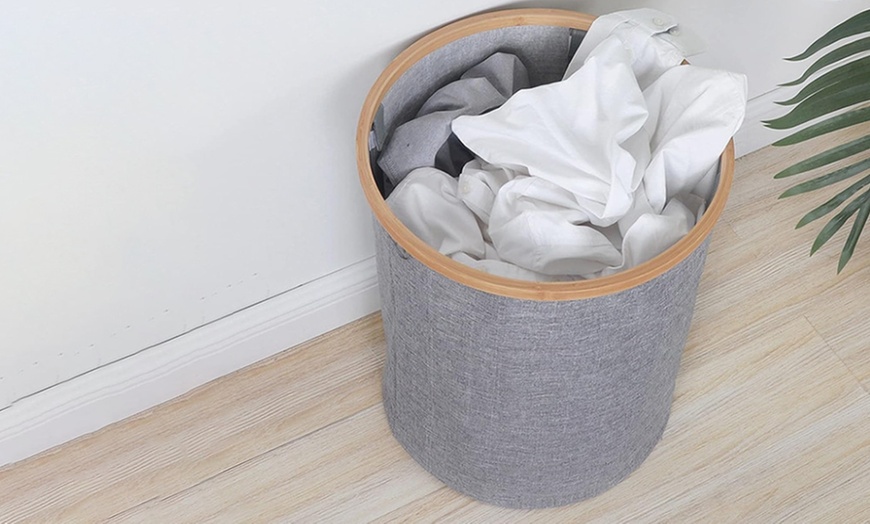 Image 2: Amos Laundry Basket with Lid