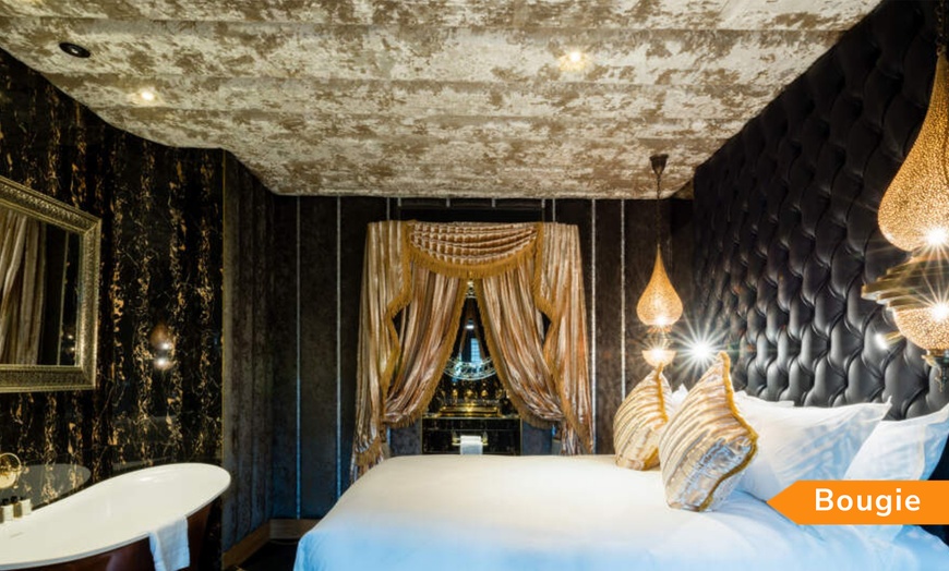 Image 5: 5* Decadent Hotel Break for Two with English or Thai Dining experience