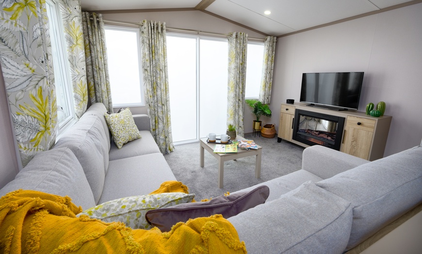 Image 5: North Wales: Luxury Caravans at Tan Rallt Holiday Park for 2 to 8 