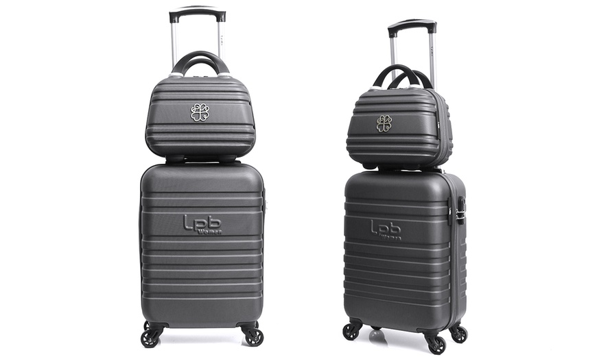 Image 20: Trolley Bag and Vanity Case Set