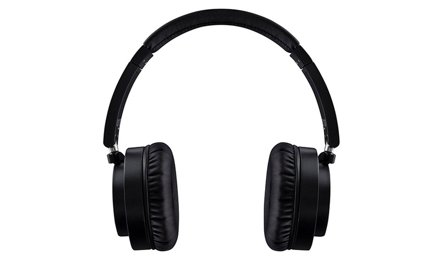 Image 2: Akai Noise Cancelling Headphones