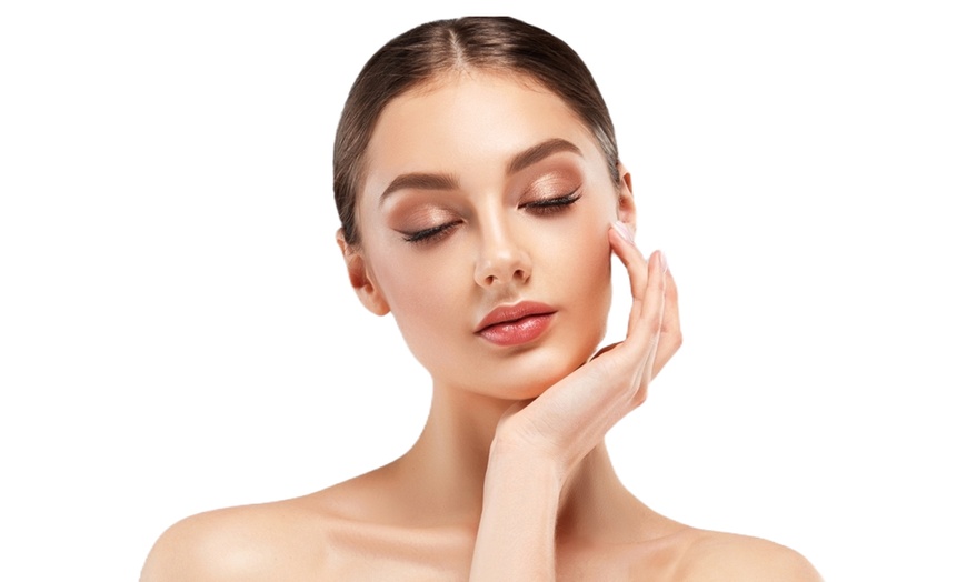 Image 2: Revitalize Your Look: 1/ 2ml on Cheek, Chin or Lip at Nyras Cosmedical