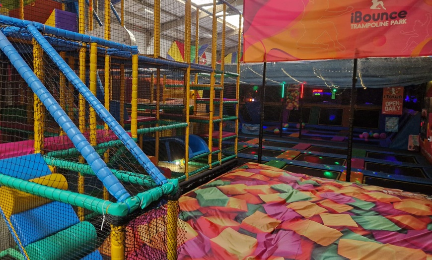 Image 1: 60-Minute Trampoline Park Session for 1, 2, 3, or 4 People