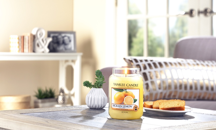 Image 15: Yankee Candle Summer Scents