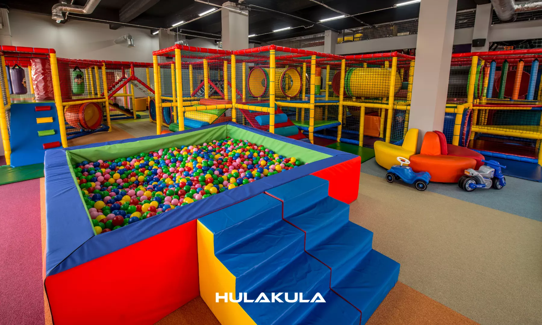 Plac zabaw: cały dzień w Hulakula dla 1 dziecka przez 7 dni w tygodniu