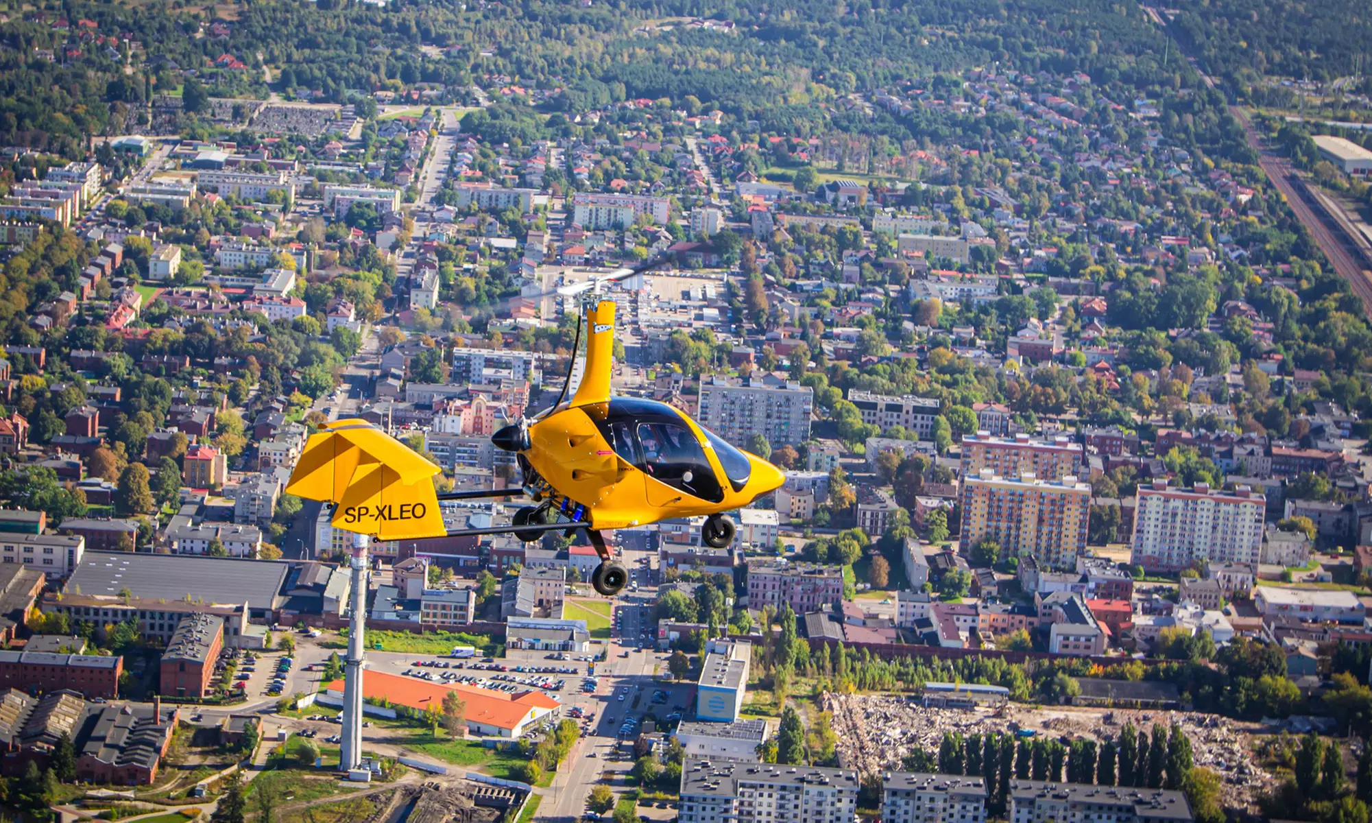 Przygoda w przestworzach: lot wiatrakowcem z przejęciem sterów