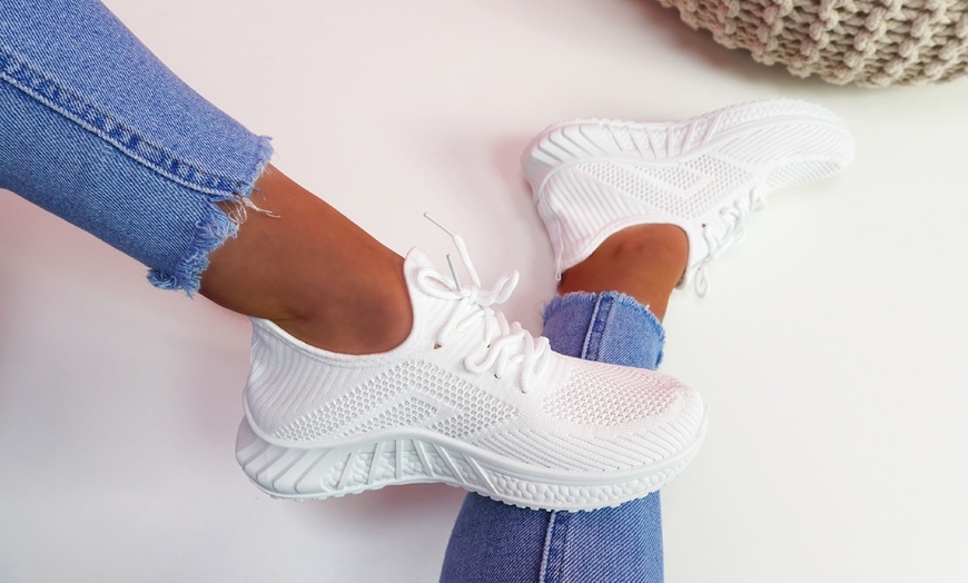 Image 11: Women's Knit Lace-Up Trainers