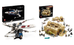 LEGO Star Wars; UCS X-Wing Starfighter or Mos Eisley Cantina Set