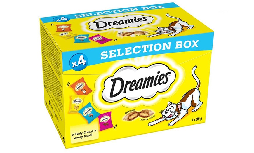 Image 1: Dreamies Cat Treats Selection