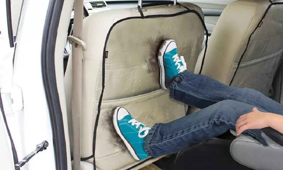 Protège-dossier arrière de voiture en PVC - Primary Image