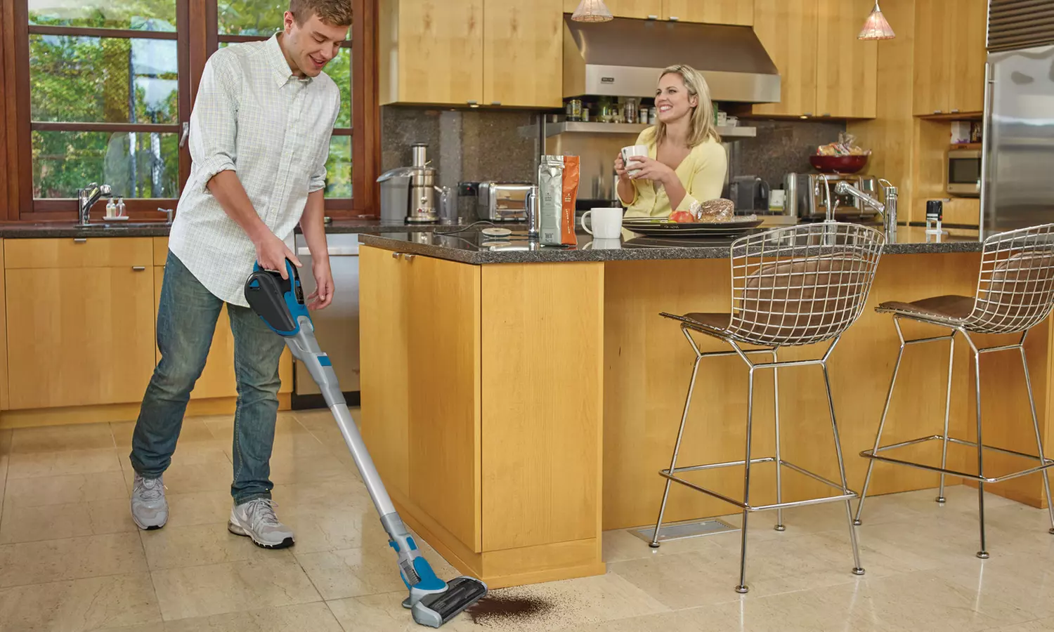 Black & Decker HFEJ415JWMF22 Smart 16V 2-In-1 Stick and Hand Vacuum - Primary Image