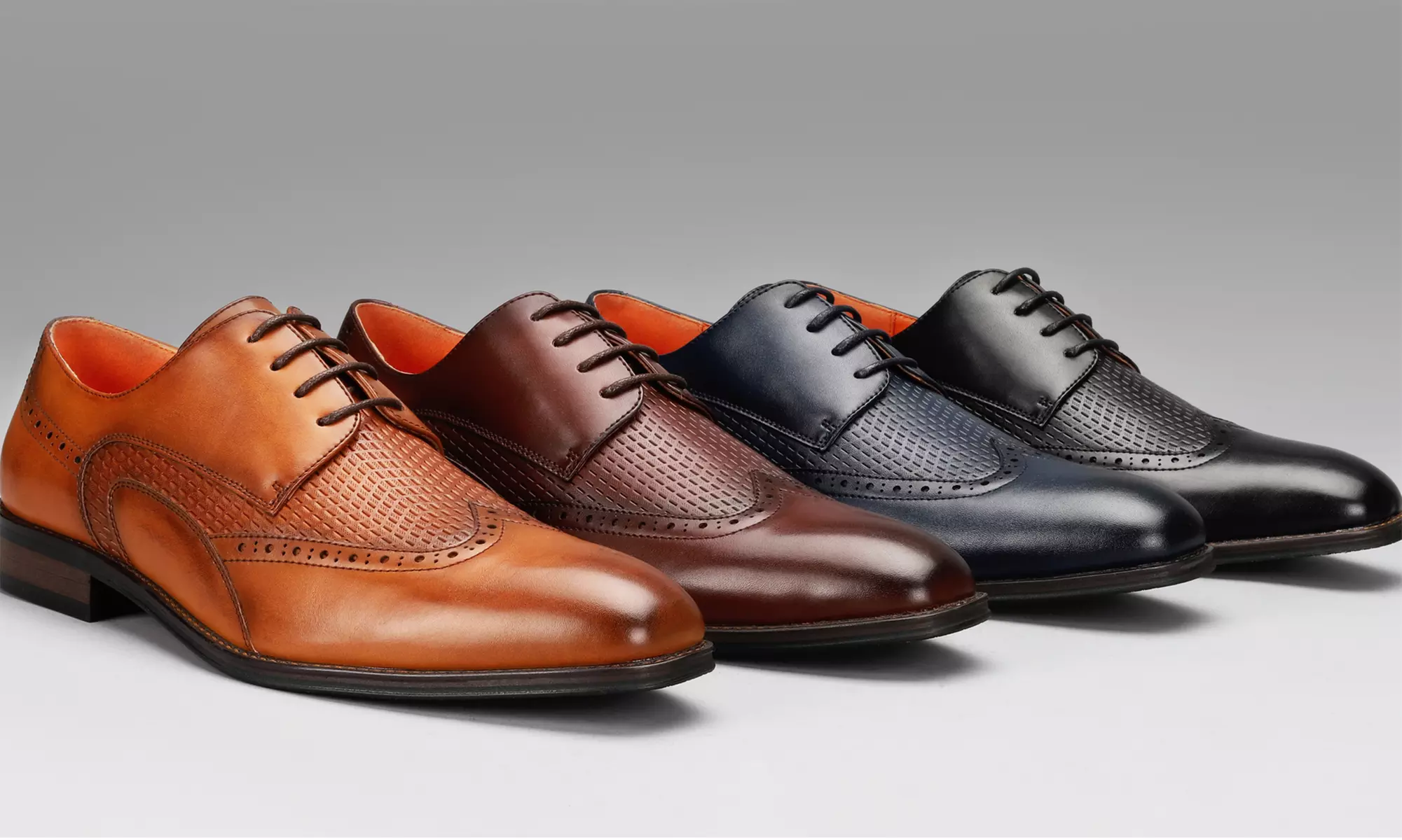 Vincent Cavallo Men's Wingtip Derby Shoes (Up to size 14) - Primary Image