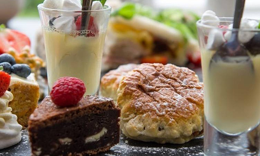 Image 3: Traditional Afternoon Tea or with Sparkling for 2 or 4 in Countryside